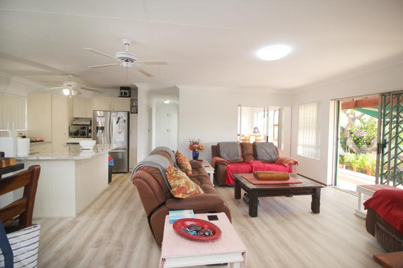 2 Bedroom Property for Sale in Fraaiuitsig Western Cape